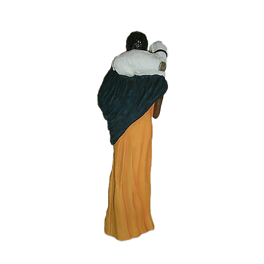 Фигурка Масаи-Бадави с ягненком на плечах,цветная,полистоун