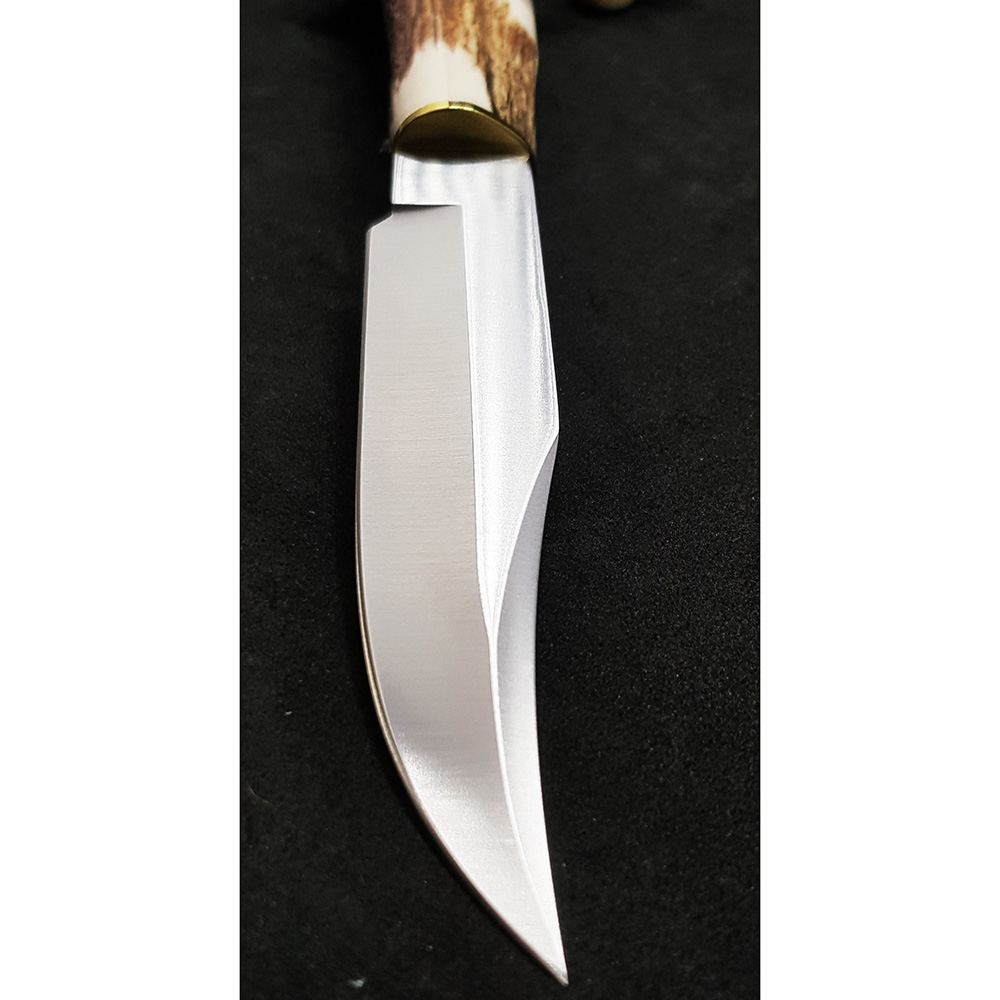 Нож "CAZ" с фикс клинком длиной 16 см, рукоять рог оленя с кроной, ножны кожа