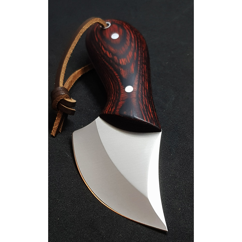 Нож-скиннер "MOUSE", клинок 6,5 см, рукоять красная микарта, ножны кожа