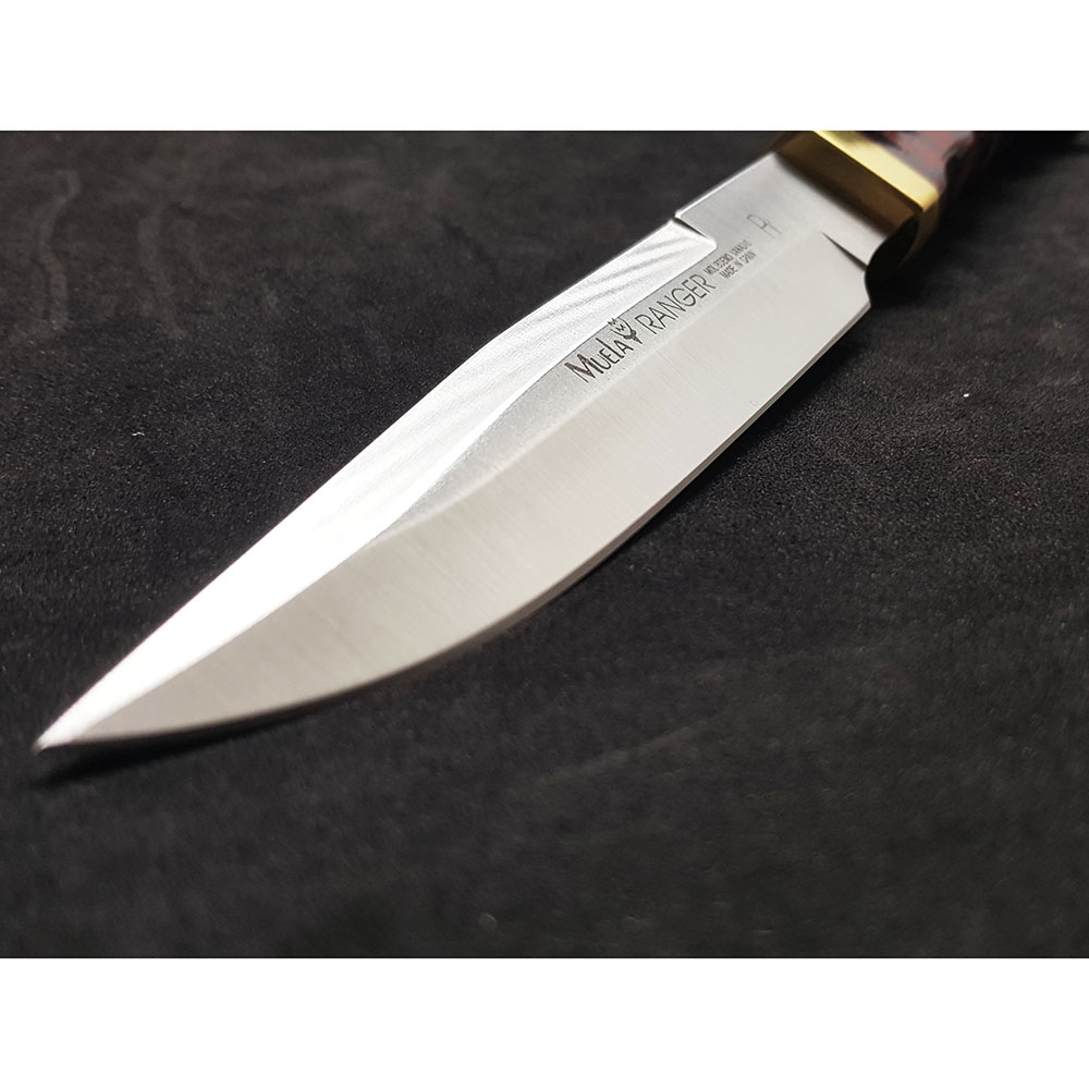 Нож "RANGER" с фикс клинком длиной 14 см, рукоять красная микарта, ножны кожа