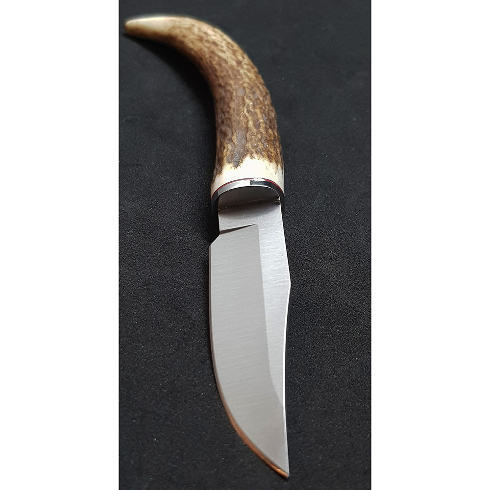 Нож "BOWIE" с фикс клинком длиной 6 см, рукоять рог оленя, ножны кожа