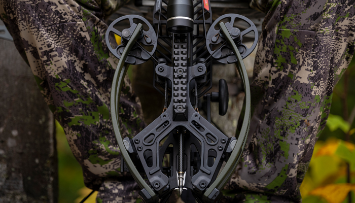 Блочный арбалет TenPoint TX Ultra 29.5, длина 29,5", ширина 11/6,5", ход тетивы 13,5", вес 8 фунтов, скорость 460 fps, цвет зеленый