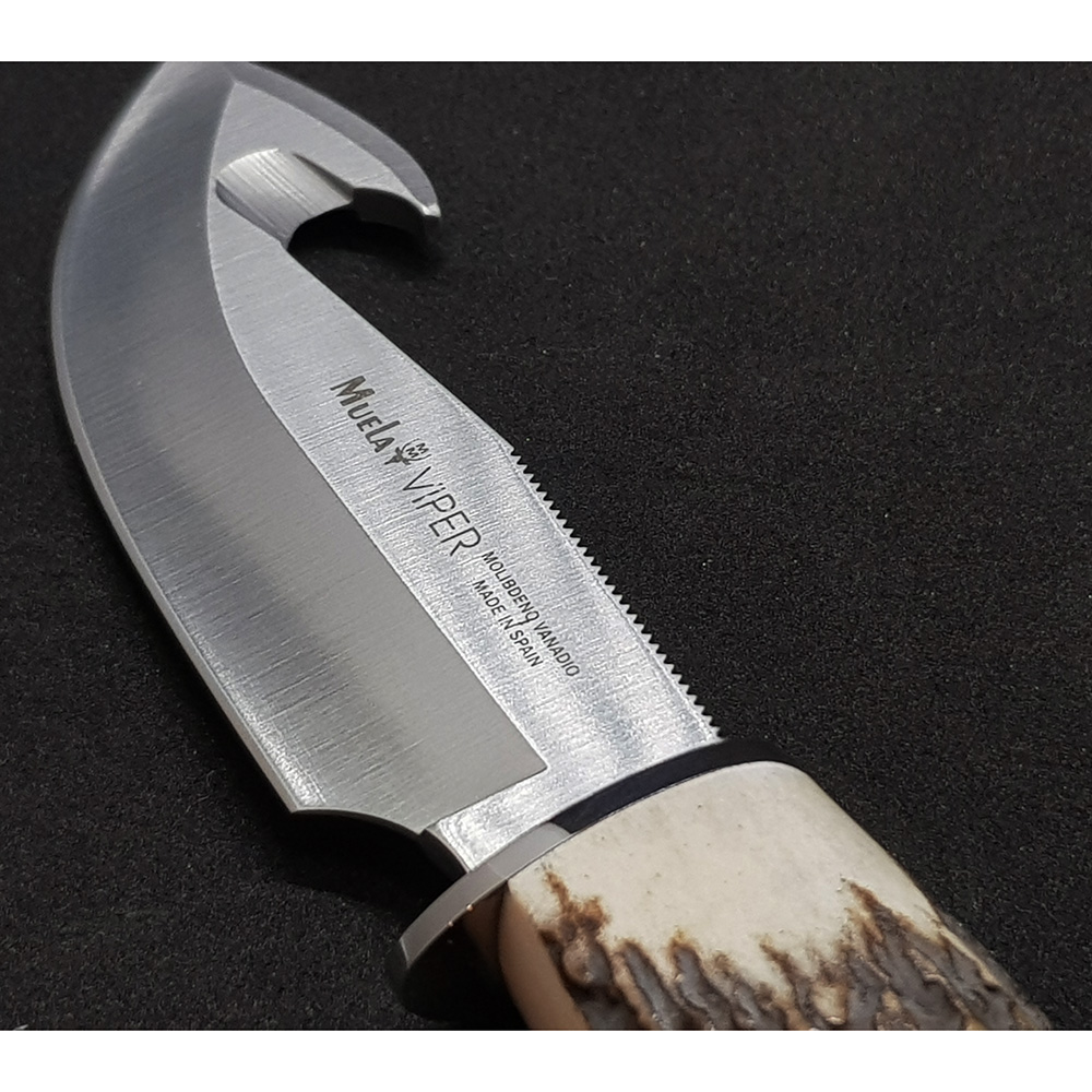 Нож-скиннер "VIPER", клинок 11 см крюк, рукоять рог оленя, ножны кожа