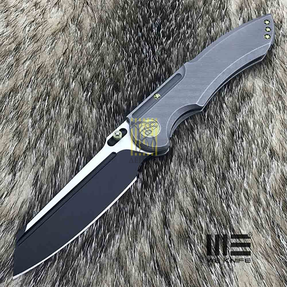 Нож складной, сталь Bohler M390, длина клинка 97 мм, рукоять титан, цвет серый, клипса, замок frame-