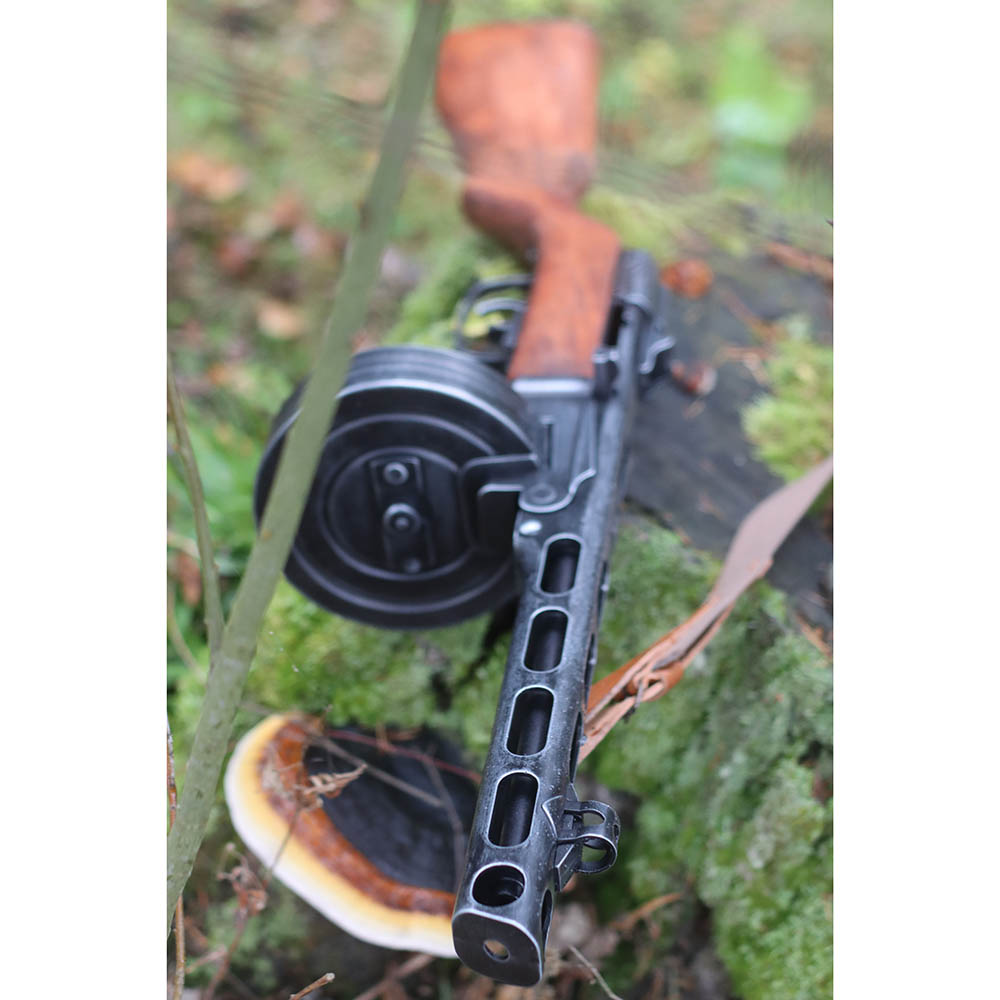 Пистолет-пулемёт Шпагина ППШ, патрон 7,62×25 мм, разработанный в СССР 1940 г. (2-ая Мировая Война) с