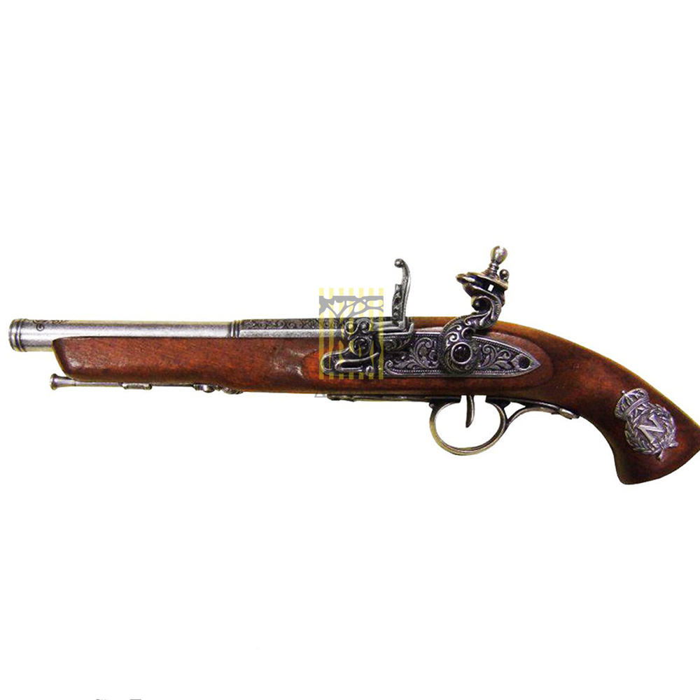 Пистолет кремневый, Франция, 18 век