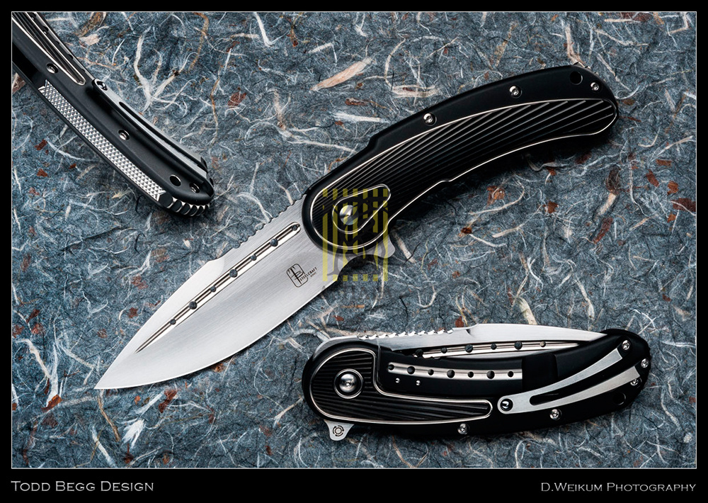 Нож Bodega, сталь CPM-S35VN, длина клинка 3.875″, сатин, рукоять титан, черная с серебром, дол